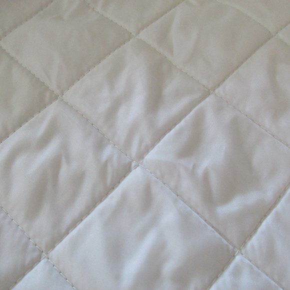 Koala Baby 2 Pc Infant Changing Pads 26.5"x13.75" White Ties Rectangular‎ Infant - Picture 4 of 5